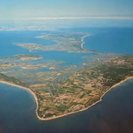 Maison Vue Ile De Re - - Raie Manta - Ile De Re - 4 - 2 Salles D Eau - 1 A 8 Personnes - A Pied * Rivedoux-Plage