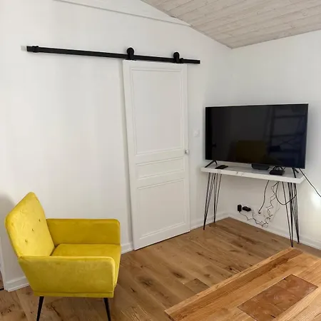 Maison Vue Ile De Re - - Raie Manta - Ile De Re - 4 - 2 Salles D Eau - 1 A 8 Personnes - A Pied