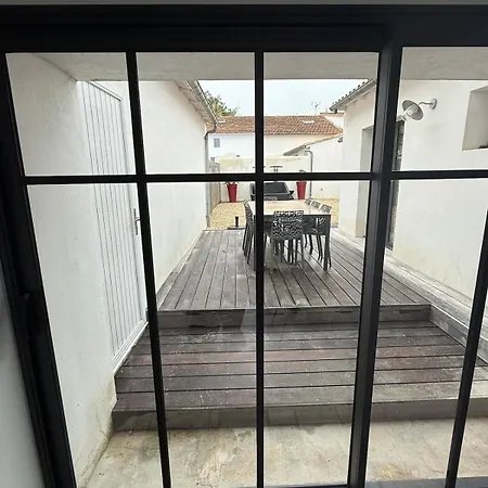 Maison Vue Ile De Re - - Raie Manta - Ile De Re - 4 - 2 Salles D Eau - 1 A 8 Personnes - A Pied
