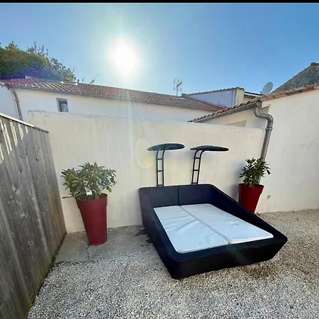 Villa Maison Vue Ile De Re - - Raie Manta - Ile De Re - 4 - 2 Salles D Eau - 1 A 8 Personnes - A Pied